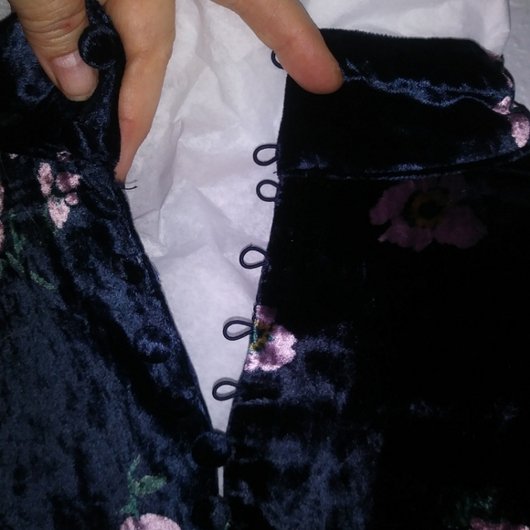 NWT- Free People velvet mini-6 - Picture 6 of 7